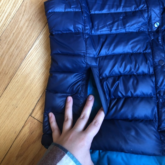 Gap Vest - Picture 4 of 4